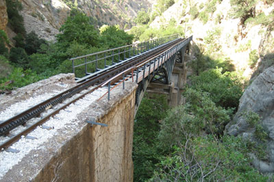 Diakofto steel bridge