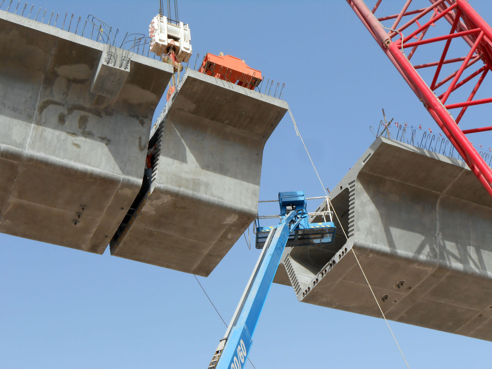 cantilever construction area